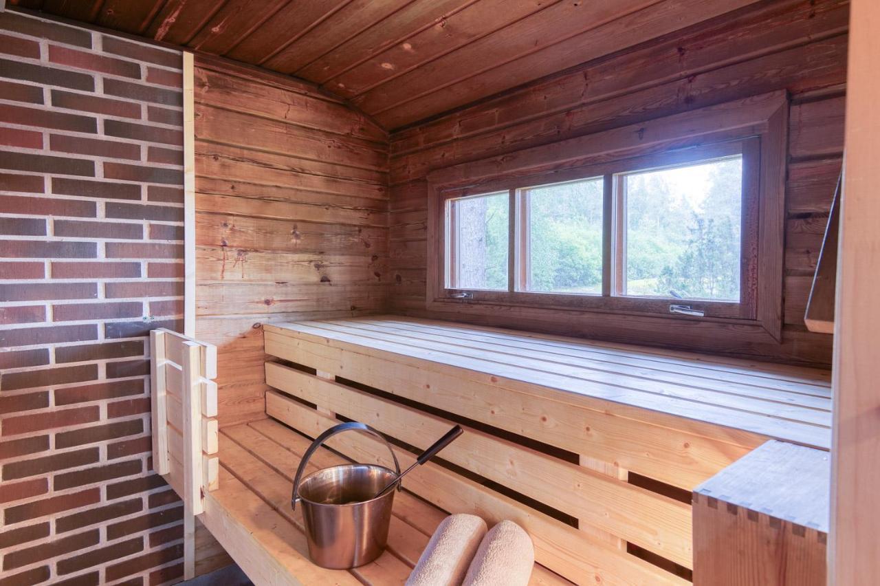 Pinetree Cottages Cozy Log Cabin Kalanti Exterior photo